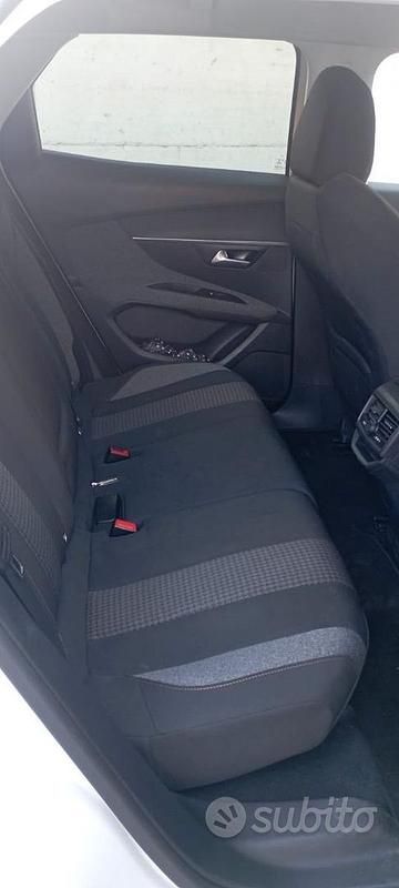 Usata Peugeot 3008 150 CV (110 kW) 2018 Bianco Berlina