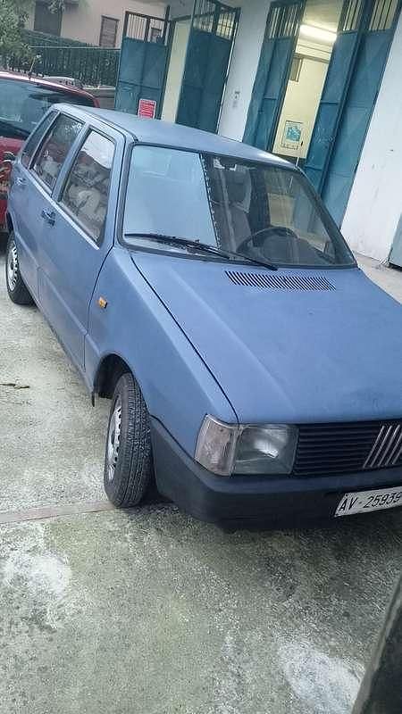 Usata Fiat Uno 54 CV (39 kW) 1985 Blu/azzurro Utilitaria