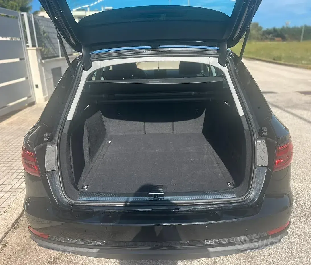 Usata Audi A4 140 CV (102 kW) 2019 Nero Station wagon