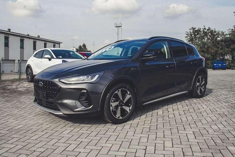 Grigio Nuova 2025 Ford Focus Active Tre volumi | 25.500 € (Buon prezzo) - Immagine 1/4