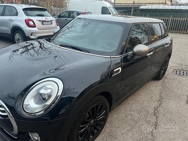Usata Mini Cooper D Clubman Hype 150 CV (110 kW) 2018 Nero Station wagon