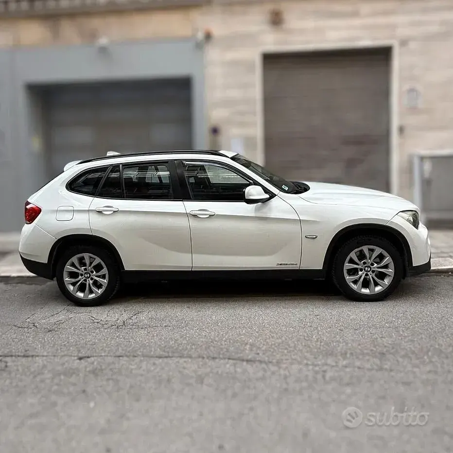 Usata BMW X1 Efficient Dynamics 177 CV (130 kW) 2010 Bianco SUV