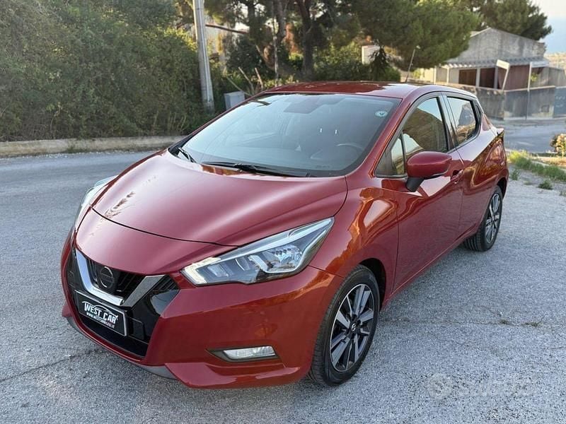 Usata Nissan Micra Tekna 90 CV (66 kW) 2018 Rosso Utilitaria