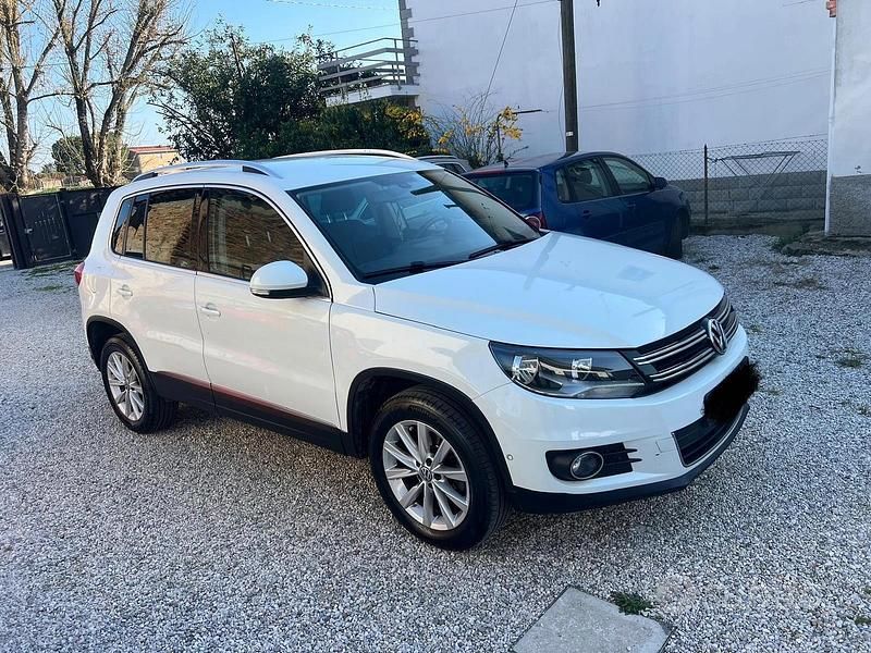 Usata VW Tiguan S 140 CV (102 kW) 2015 Bianco SUV