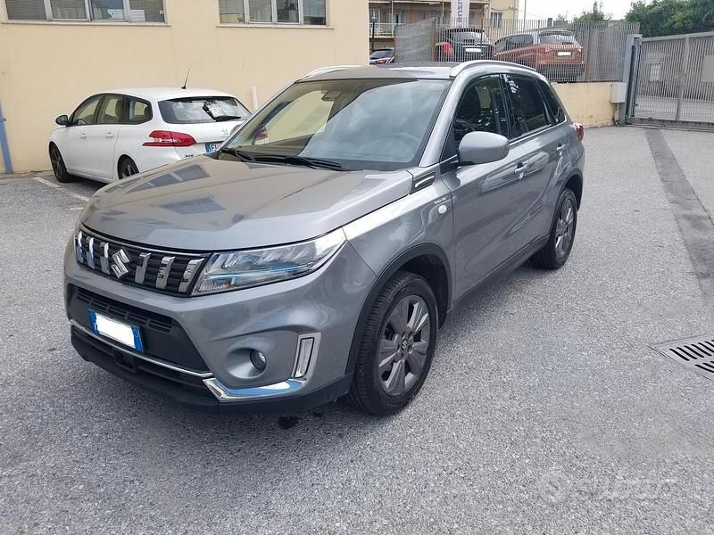 Usata Suzuki Vitara Cool 129 CV (94 kW) 2020 Grigio SUV
