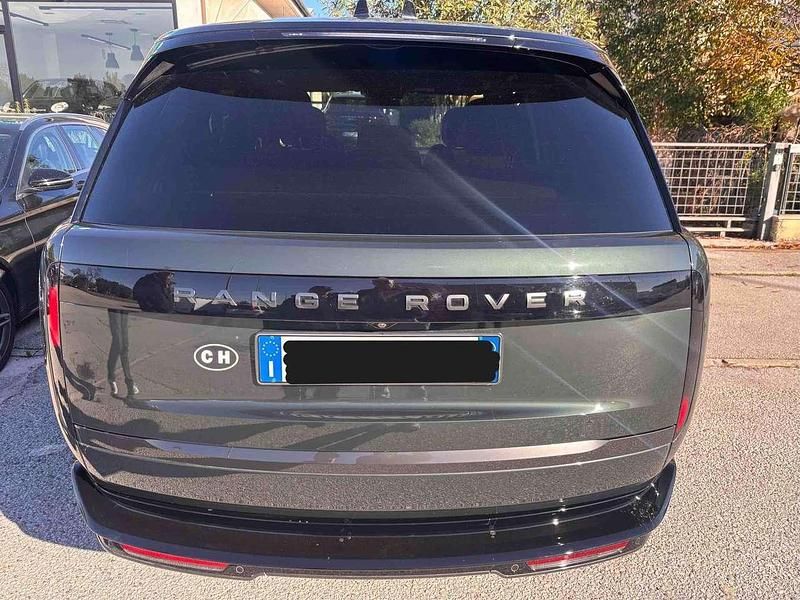 Usata Land Rover Range Rover 249 CV (183 kW) 2023 British racing green SUV