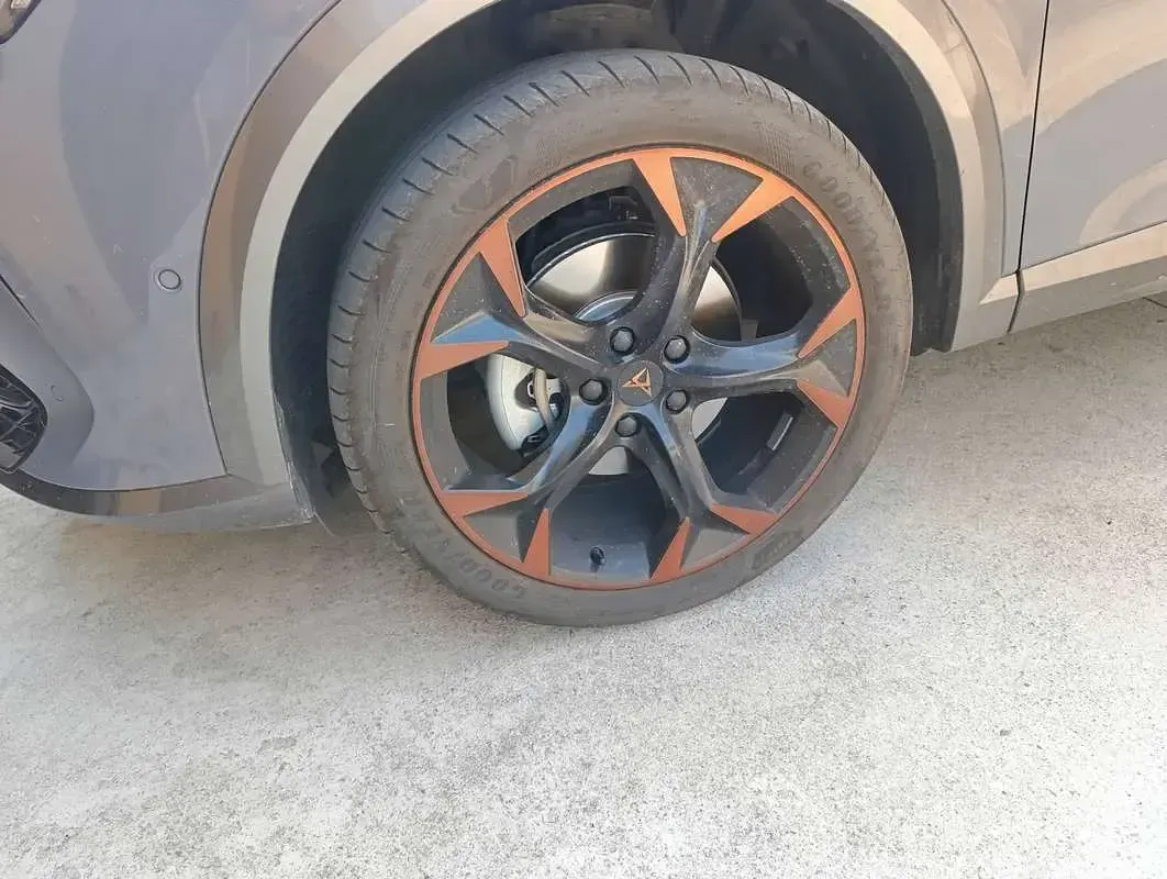 Usata Cupra Formentor 204 CV (150 kW) 2024 Grigio SUV