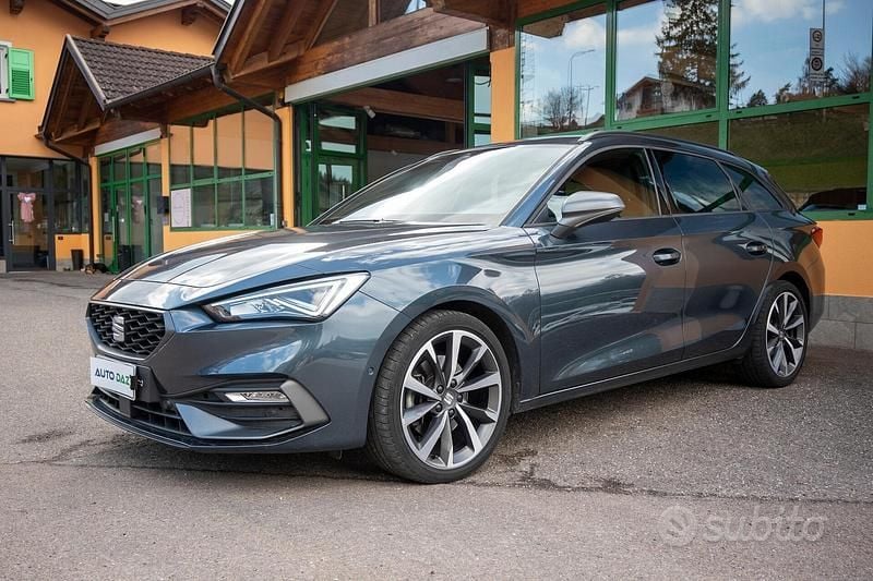 Usata Seat Leon 4Drive 150 CV (110 kW) 2022 Grigio Station wagon