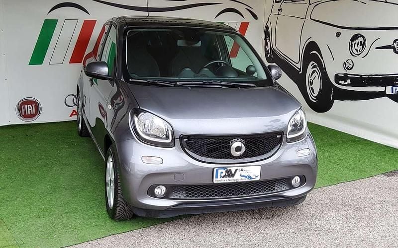 Grigio Usata 2019 Smart ForFour Passion Due volumi | 14.999 € (Buon prezzo) - Immagine 1/4
