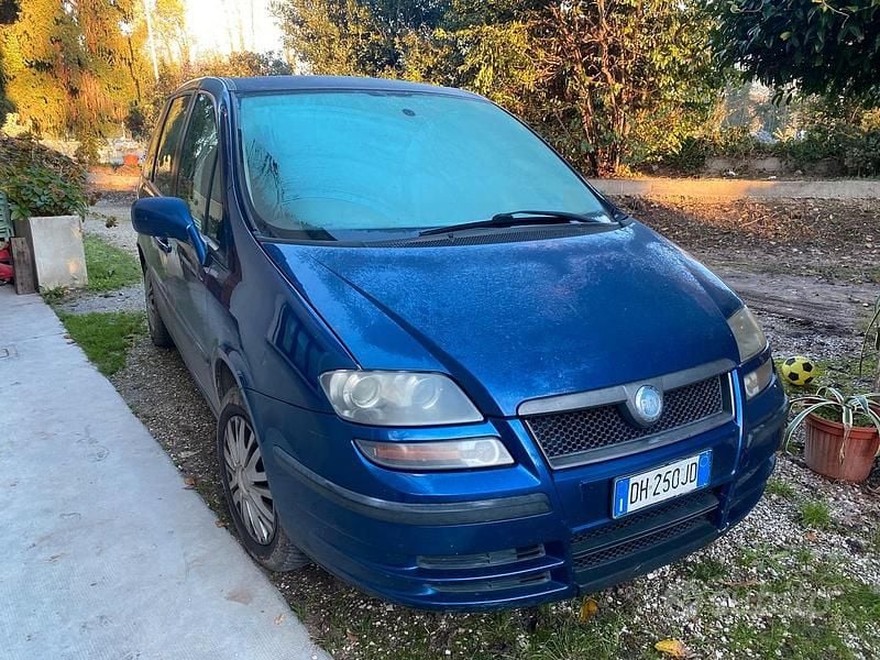 Usata Fiat Ulysse 2005 Blu Monovolume