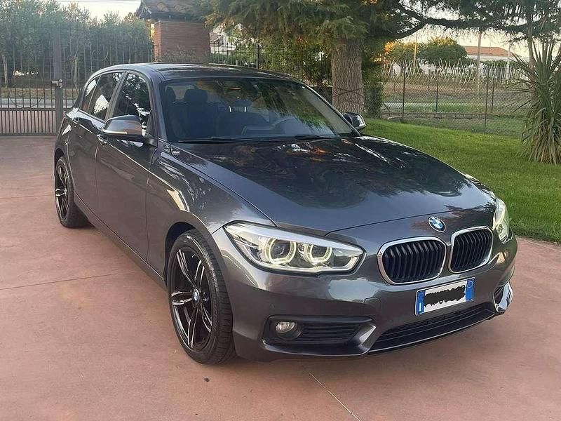Grigio Usata 2016 BMW 116 M Sport Due volumi | 8399 € (Ottimo prezzo) - Immagine 1/4
