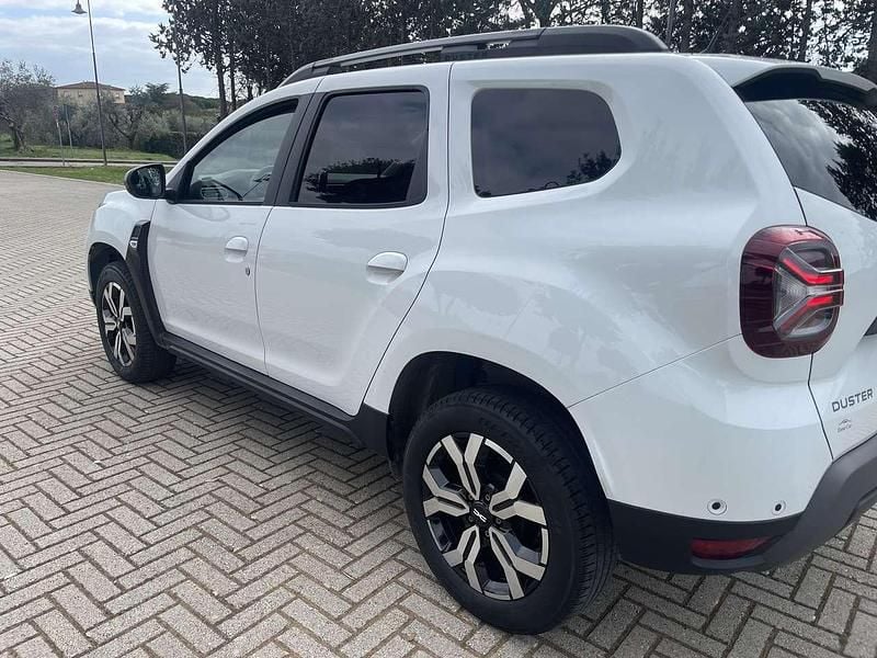 Usata Dacia Duster Journey 116 CV (85 kW) 2023 Bianco SUV