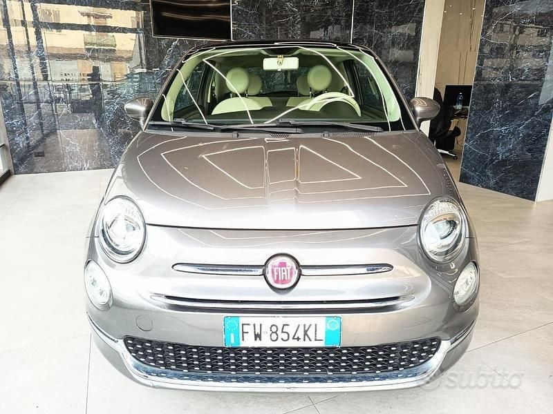 Usata Fiat 500 Lounge 69 CV (50 kW) 2019 Grigio scuro Utilitaria