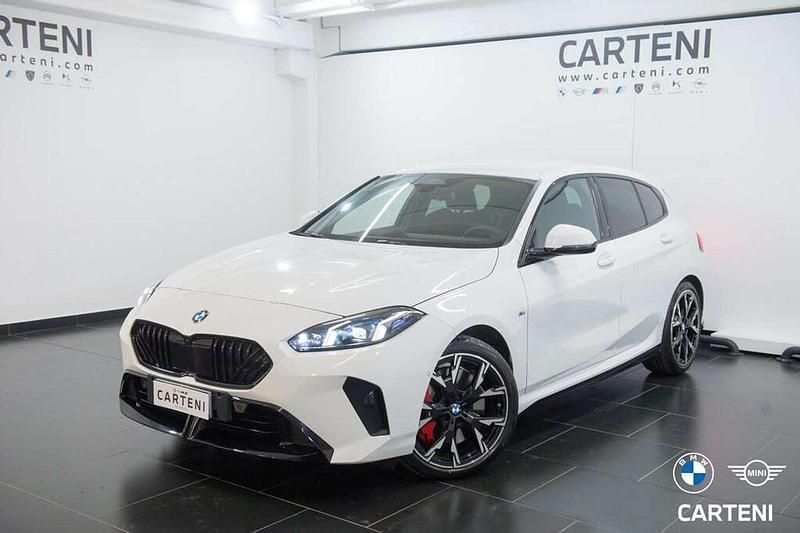 Usata BMW 118 M Sport 150 CV (110 kW) 2025 Alpin white pastello Utilitaria