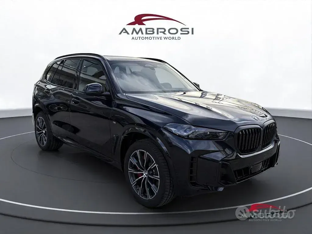 Nuova BMW X5 M Sport 298 CV (219 kW) 2026 Nero SUV