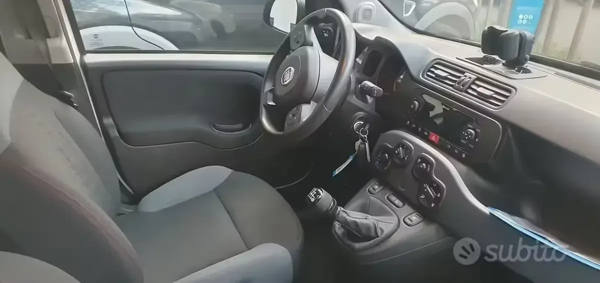Käytetty Fiat Panda 4x4 85 HP (62 kW) 2019 Valkoinen Viistoperä