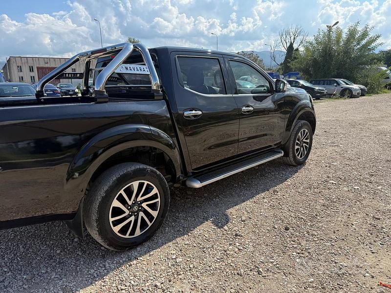 Nero Usata 2017 Nissan Navara Pick-up | 27.700 € (Molto cara) - Immagine 1/4