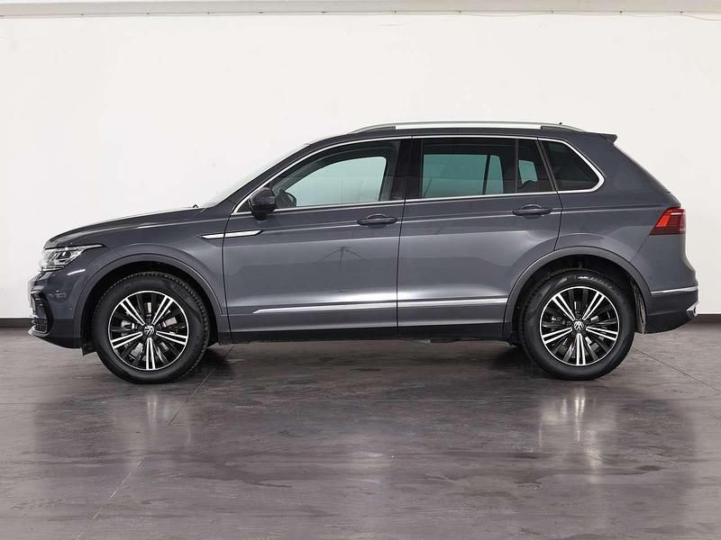 Usata VW Tiguan Elegance 190 CV (139 kW) 2022 Dolphin grey SUV