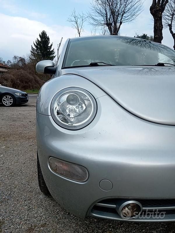 Usata VW New Beetle 2001 Grigio Utilitaria
