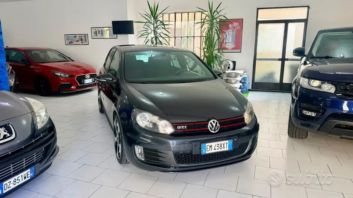 Używany VW Golf VII GTI 210 KM (154 kW) 2012 Szary Sedan/Limuzyna