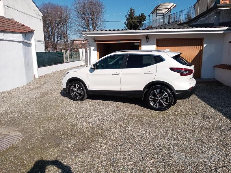 Usata Nissan Qashqai 115 CV (84 kW) 2019 Bianco SUV