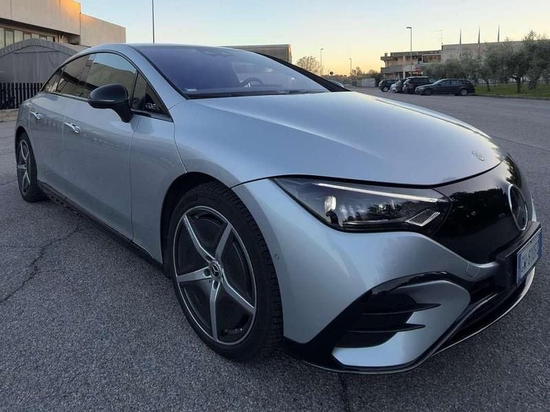 Usata Mercedes EQE350 214 kW (292 CV) 2024 Argento Berlina