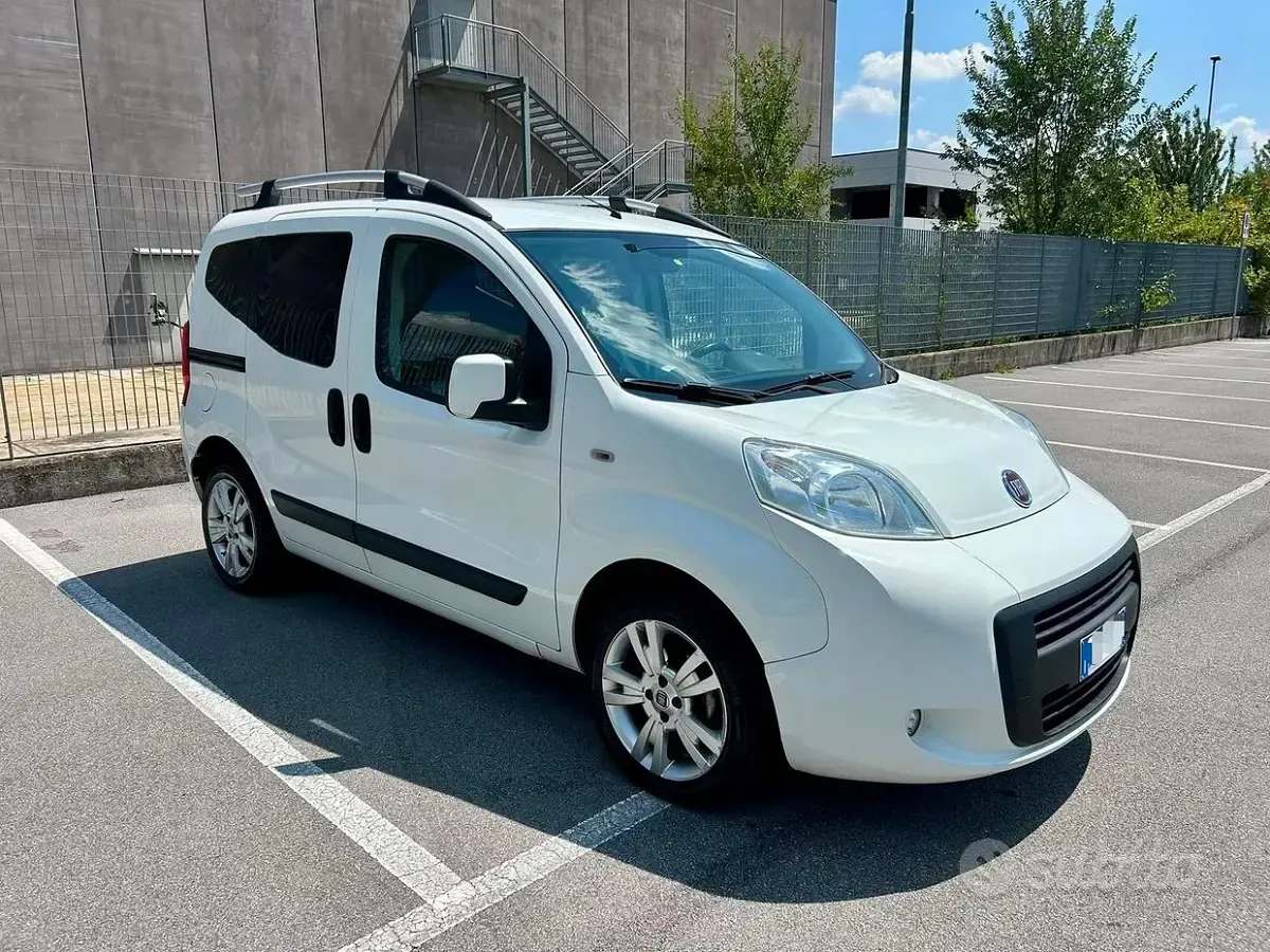 Usata Fiat Qubo Lounge 80 CV (58 kW) 2016 Bianco Monovolume