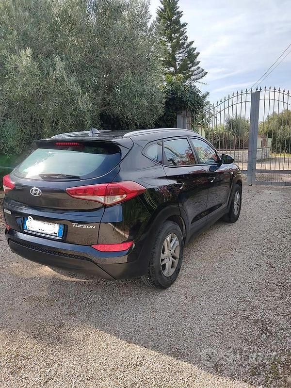Usata Hyundai Tucson Comfort 116 CV (85 kW) 2017 Nero SUV