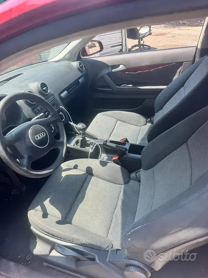 Usata Audi A3 102 CV (75 kW) 2005 Rosso Utilitaria