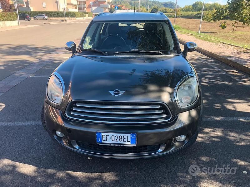 Second-hand Mini Cooper D Countryman 111 CP (81 kW) 2010 Maro SUV