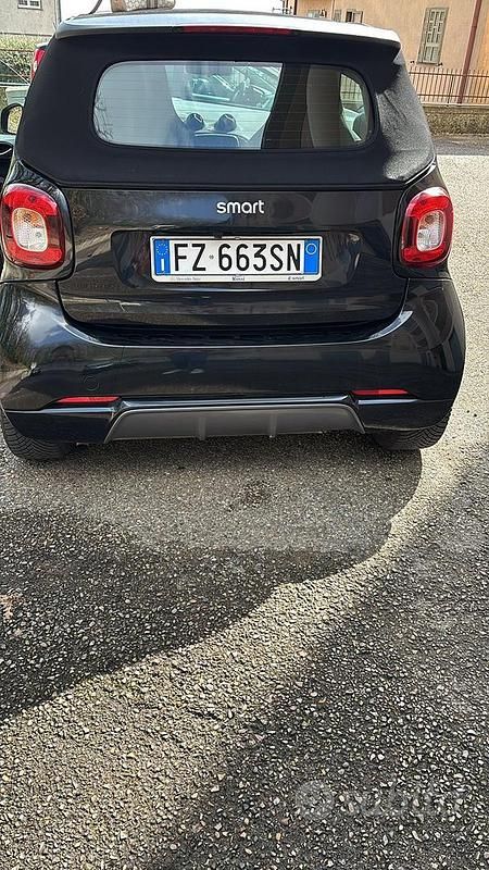Usata Smart ForTwo Cabrio Passion 2019 Nero Cabrio