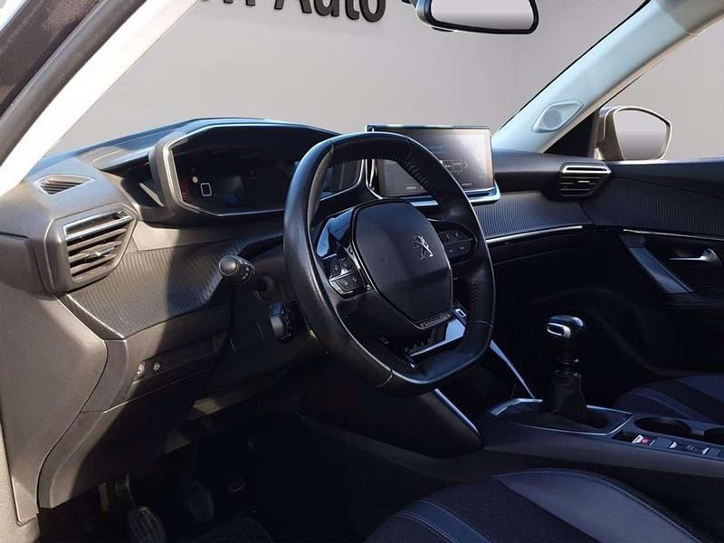 Usata Peugeot 2008 Allure 102 CV (75 kW) 2020 Grigio scuro met. SUV