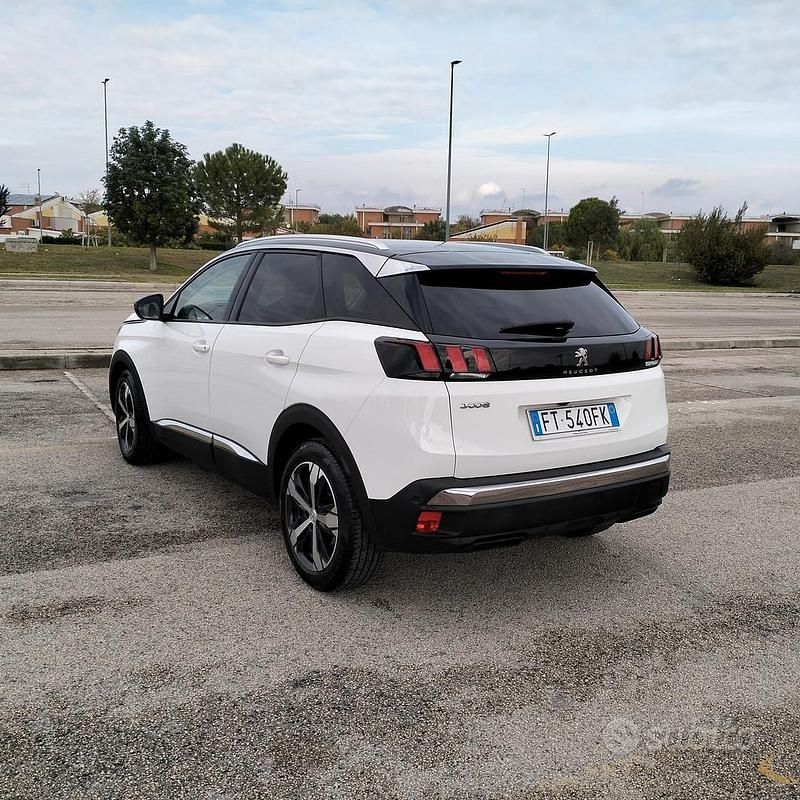 Usata Peugeot 3008 131 CV (96 kW) 2019 Bianco Berlina