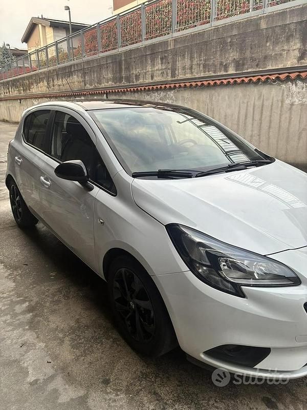 Usata Opel Corsa 70 CV (51 kW) 2017 Utilitaria