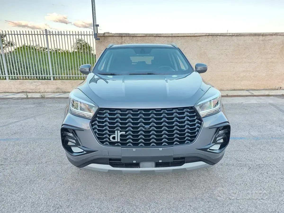 Usata DR DR 5.0 114 CV (83 kW) 2023 Grigio SUV