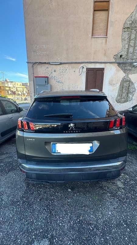 Usata Peugeot 3008 120 CV (88 kW) 2019 Monovolume