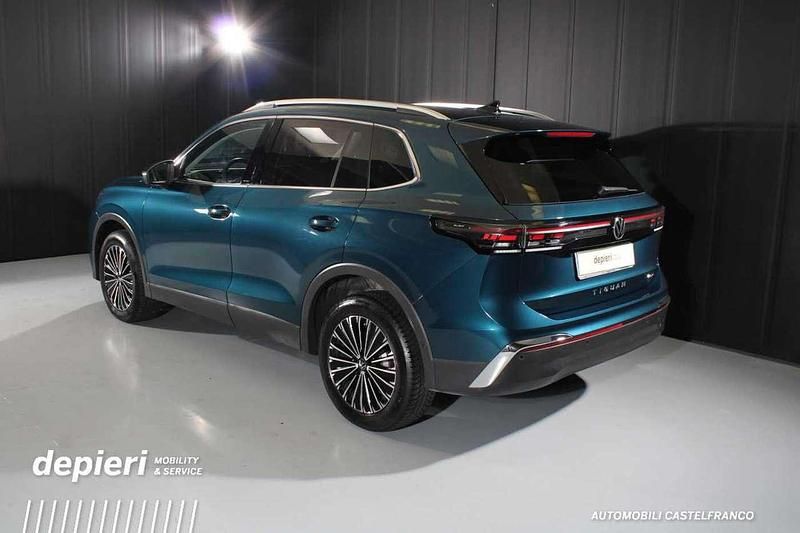 Usata VW Tiguan Elegance 193 CV (141 kW) 2024 Blu SUV