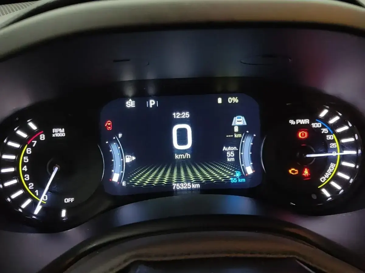 Usata Jeep Renegade Limited 190 CV (139 kW) 2022 Grigio SUV