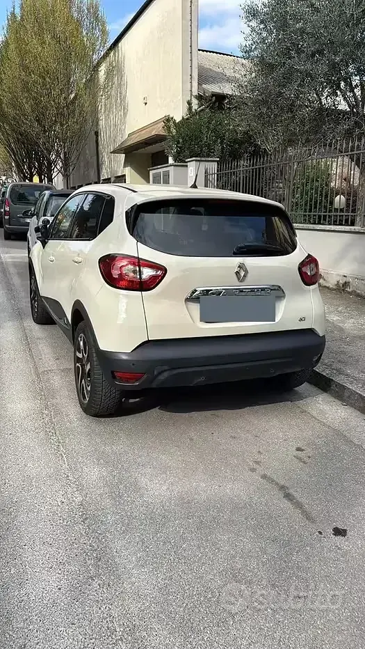 Occasion Renault Captur 90 ch (66 kW) 2016 Blanc SUV