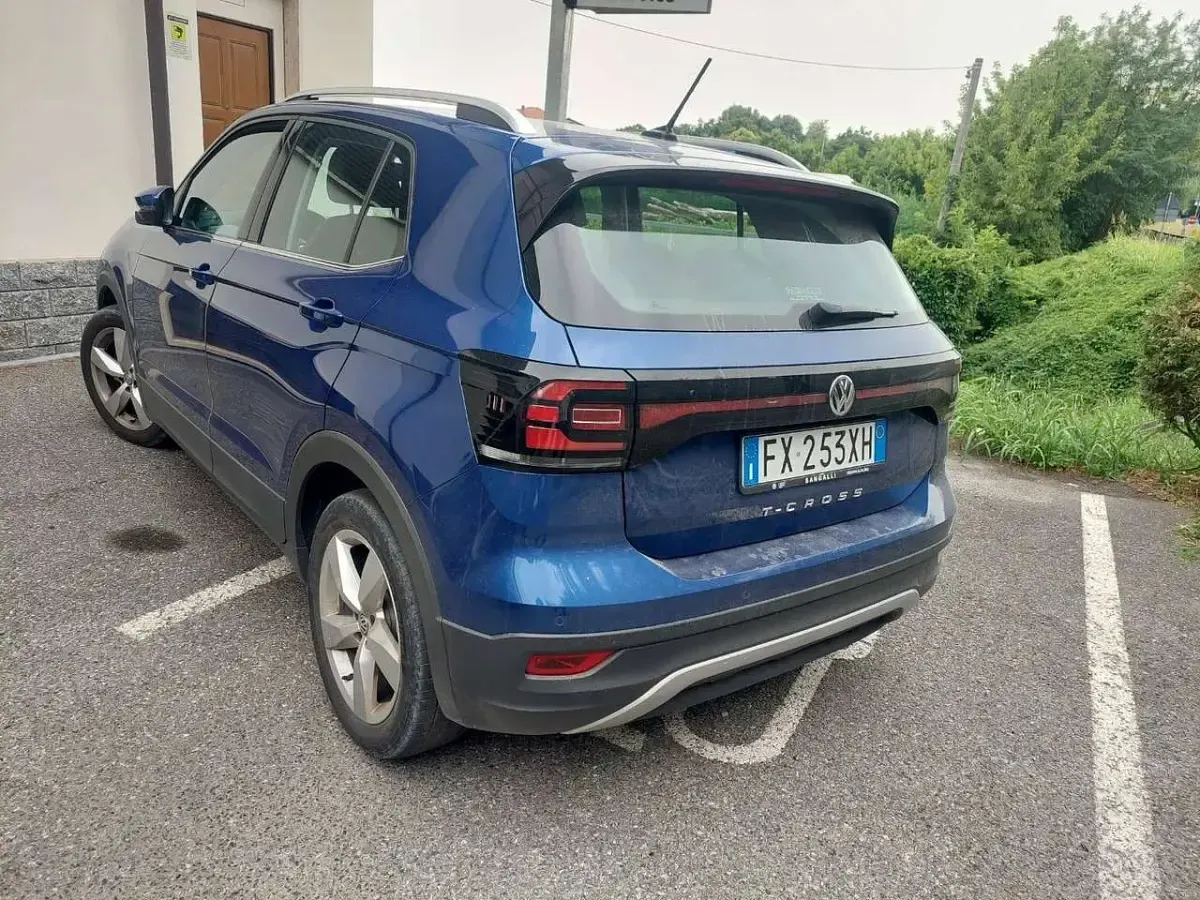 Usata VW T-Cross Advance 116 CV (85 kW) 2019 Blu reef met. SUV