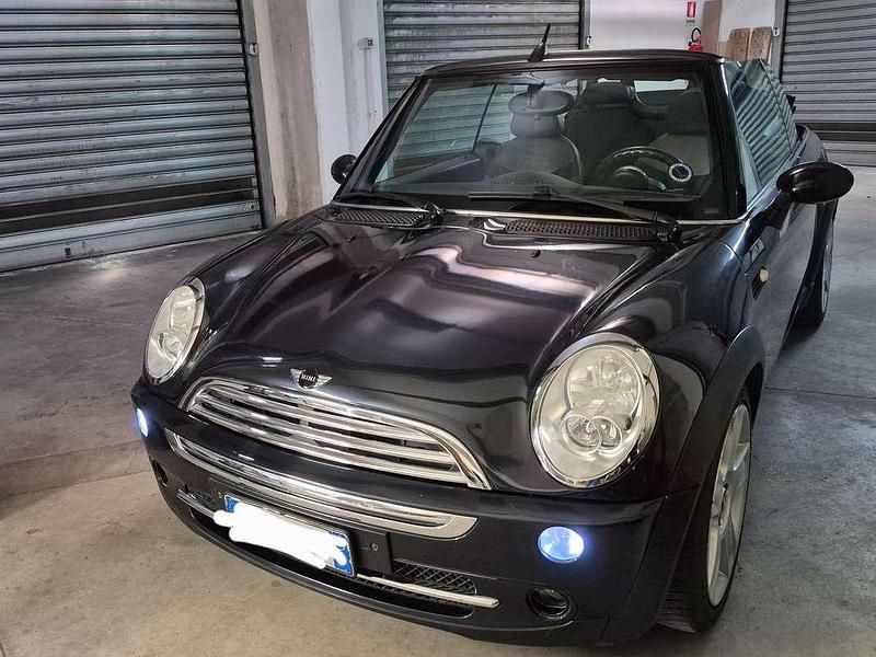 Usata Mini Cooper Cabriolet Chili 116 CV (85 kW) 2007 Nero Cabrio