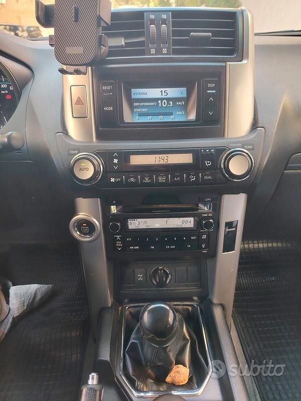 Usata Toyota Land Cruiser 173 CV (127 kW) 2010 Nero SUV