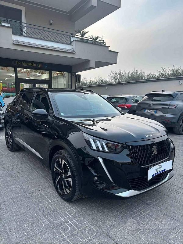 Usata Peugeot 2008 GT 131 CV (96 kW) 2022 Nero SUV