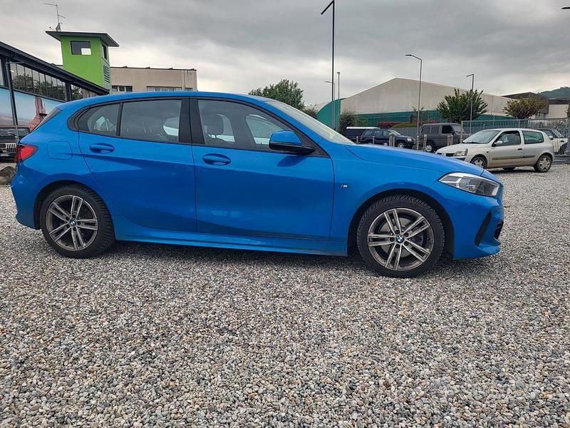 Usata BMW 118 M Sport 150 CV (110 kW) 2022 Blu Utilitaria
