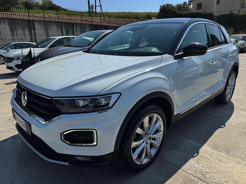 usata-2019-vw-t-roc-116-cv-suv-calabria-rivenditore-14-000