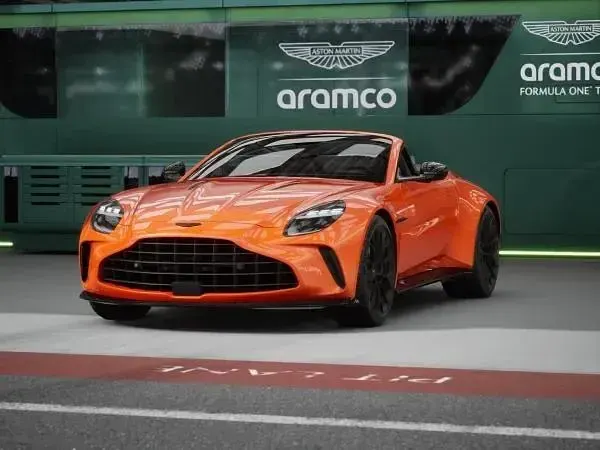 Nuova Aston Martin Vantage 665 CV (489 kW) 2026 Synapse orange Coupé