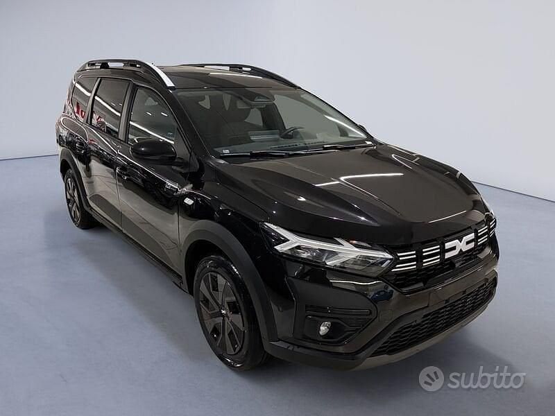 Usata Dacia Jogger 101 CV (74 kW) 2024 Nero Monovolume