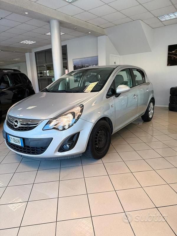 Usata Opel Corsa 86 CV (63 kW) 2015 Grigio Utilitaria