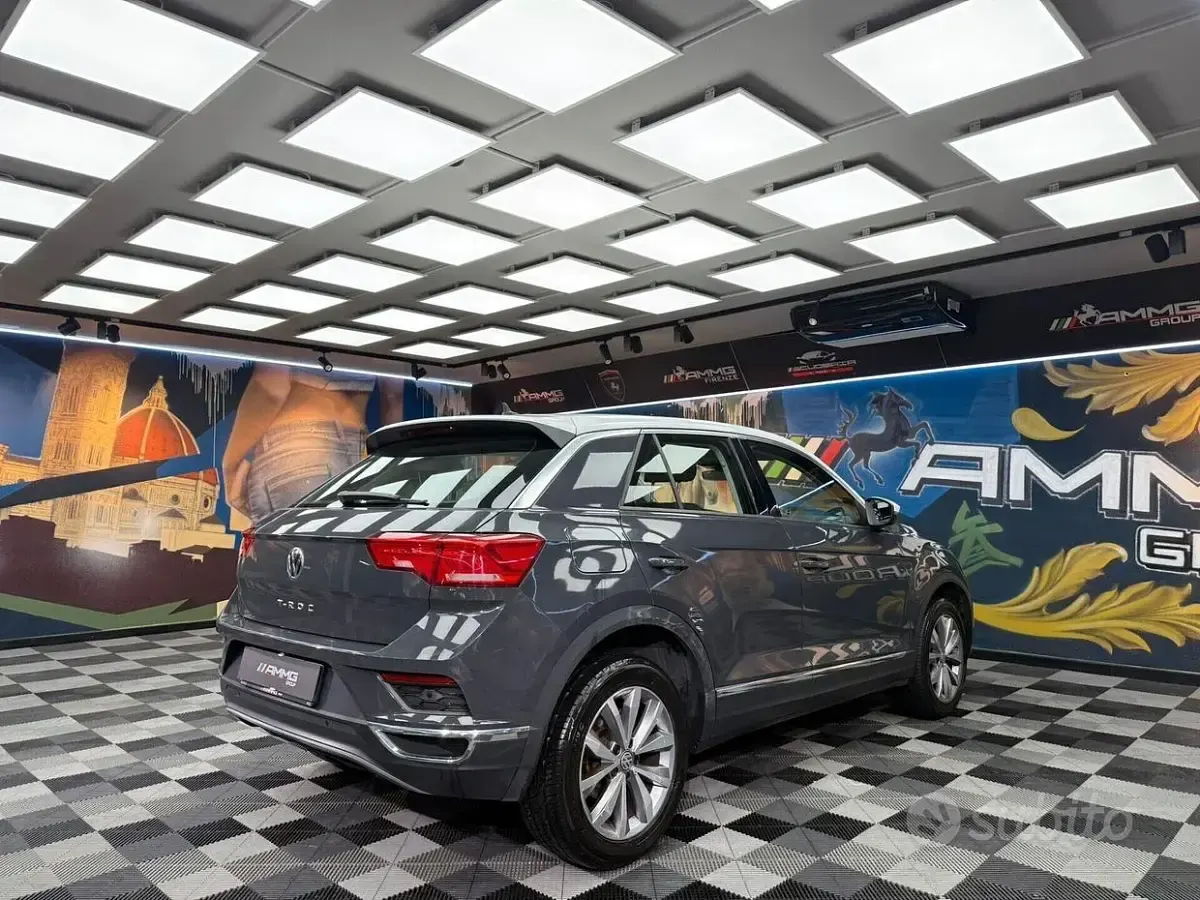 Usata VW T-Roc Advance 116 CV (85 kW) 2019 Grigio SUV