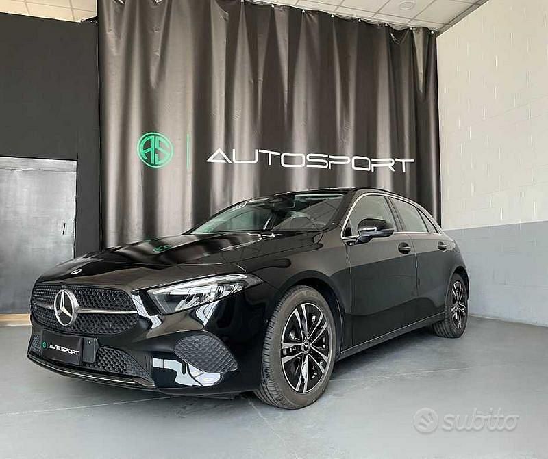 Usata Mercedes A180 Advanced 136 CV (100 kW) 2023 Nero Berlina